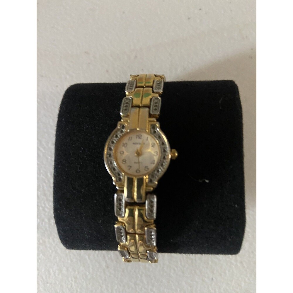Vintage Novelle Quartz Watch